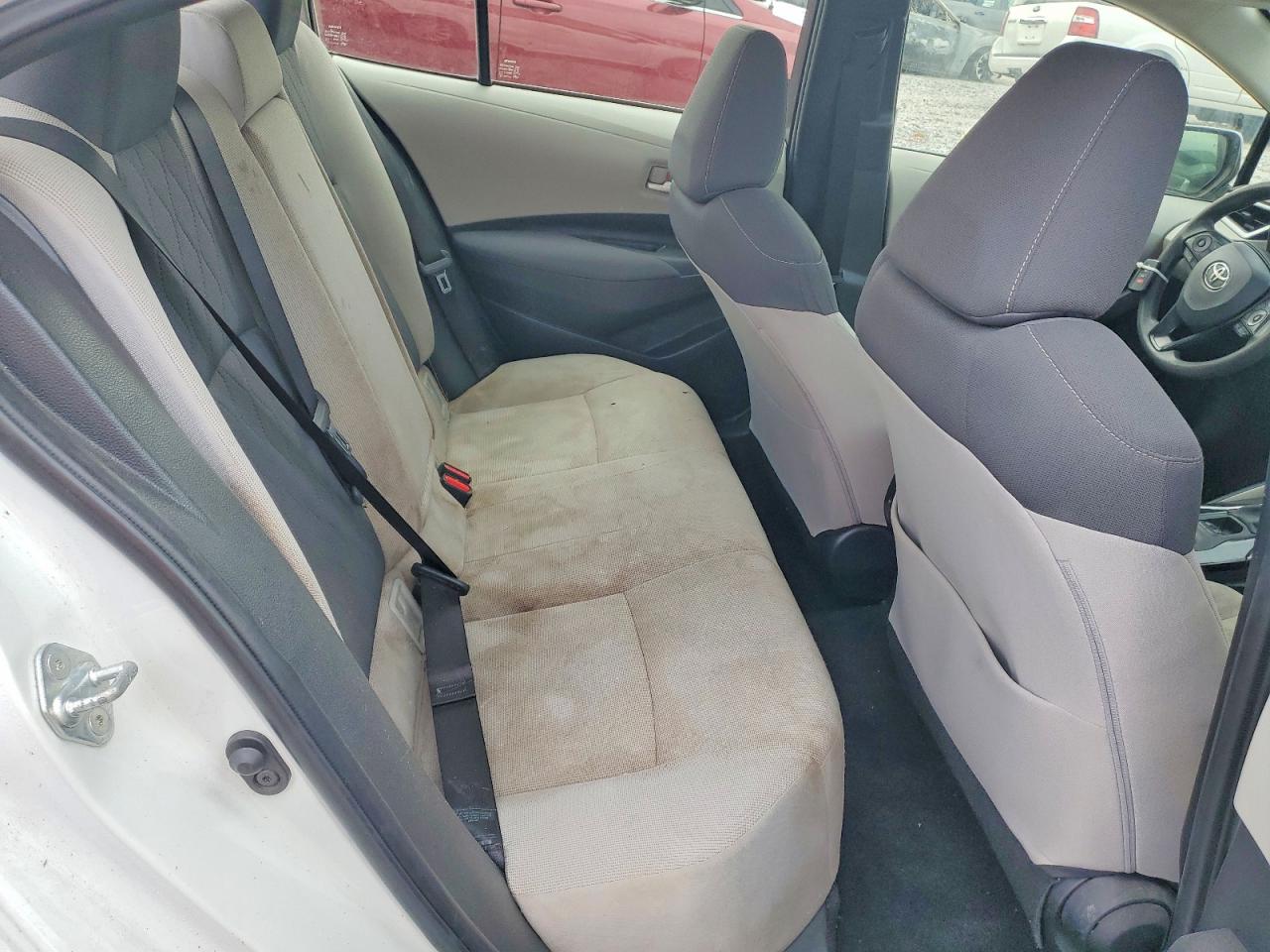 2020 TOYOTA COROLLA LE photo 10