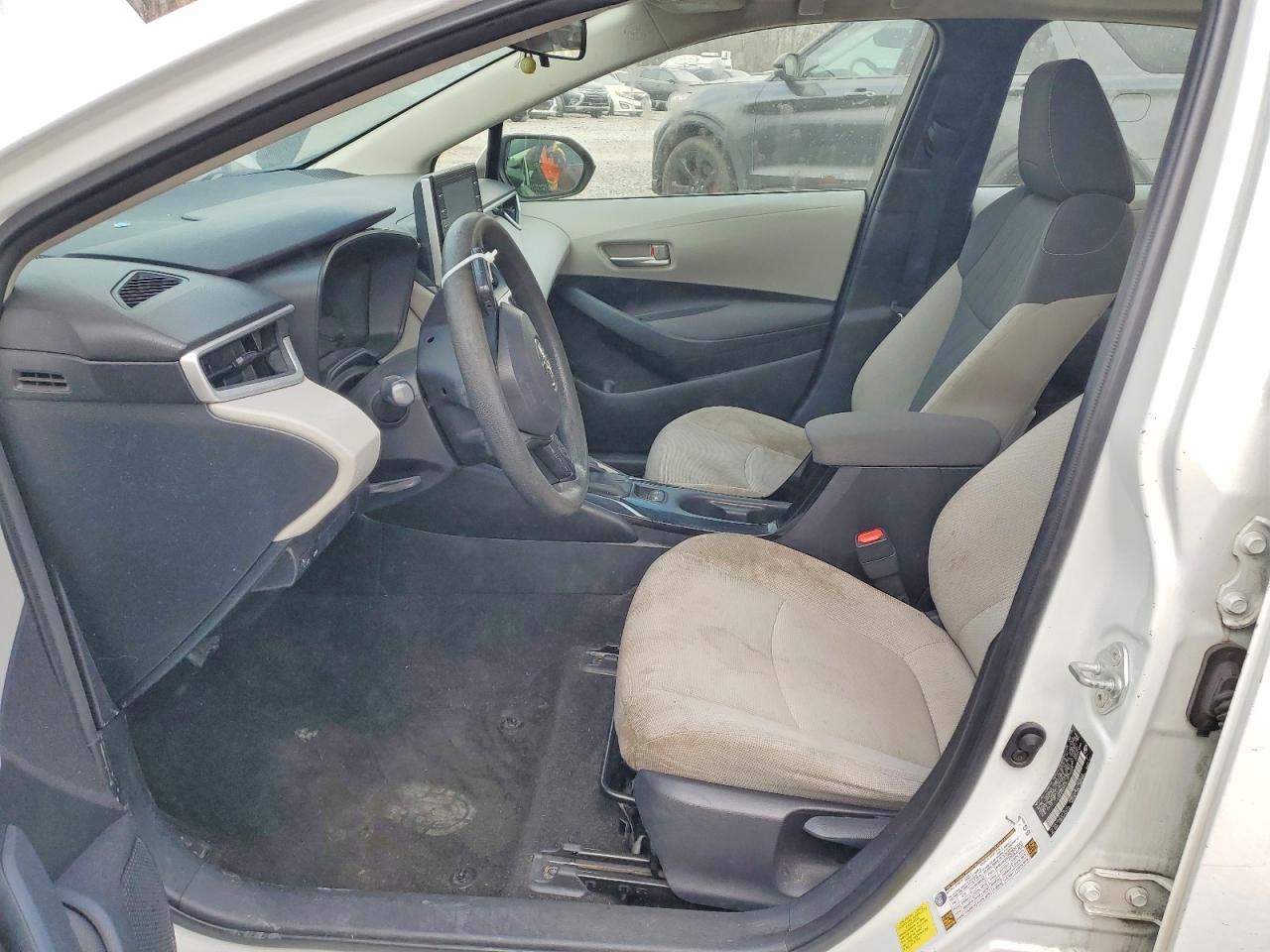 2020 TOYOTA COROLLA LE photo 7