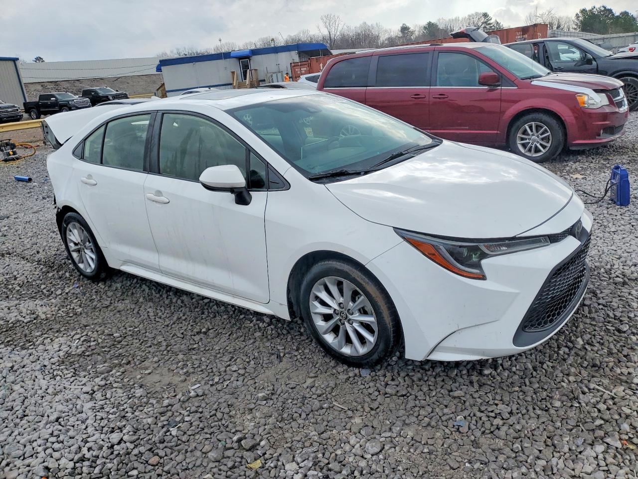 2020 TOYOTA COROLLA LE photo 4