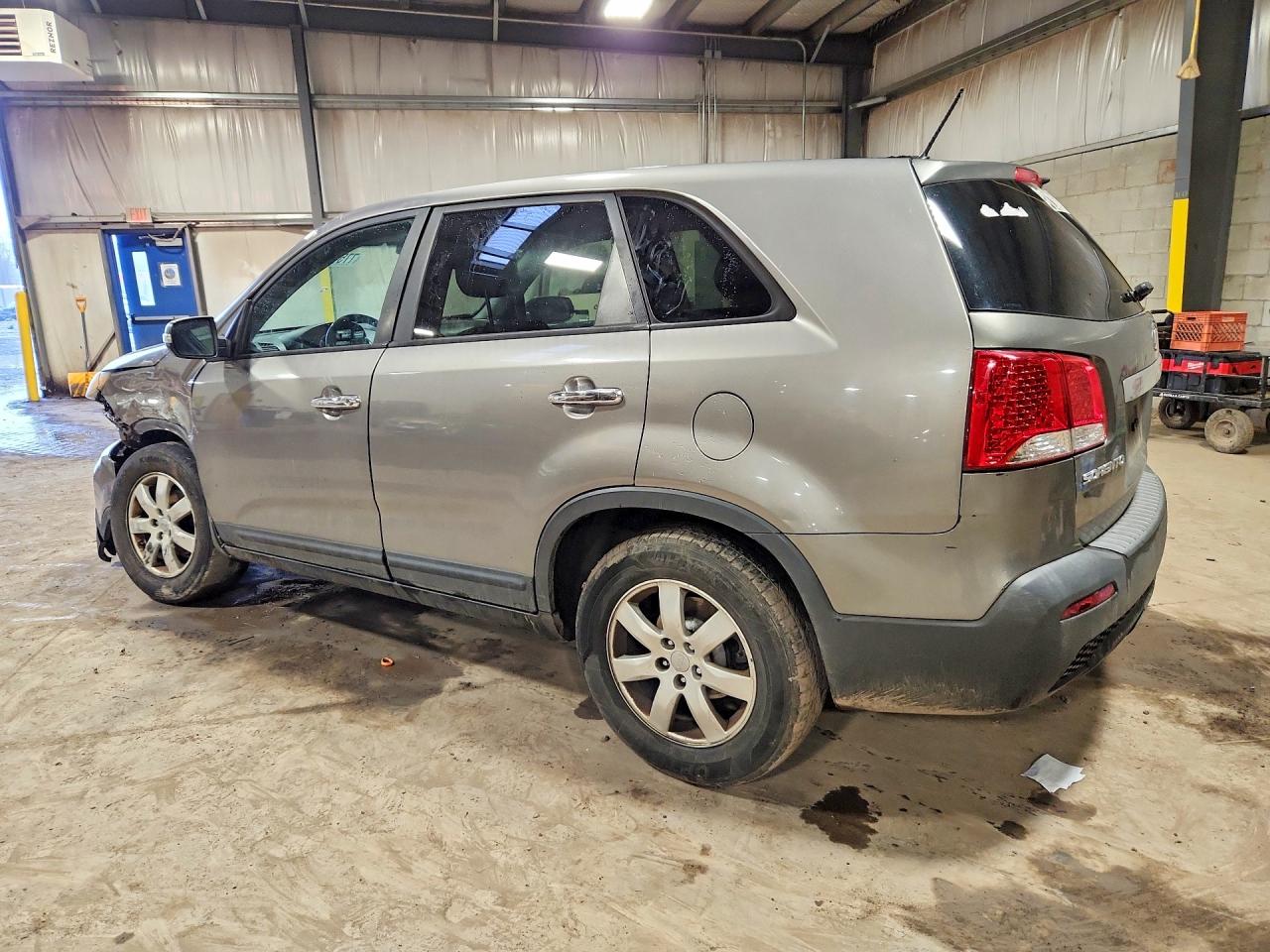 2012 KIA SORENTO LX photo 4