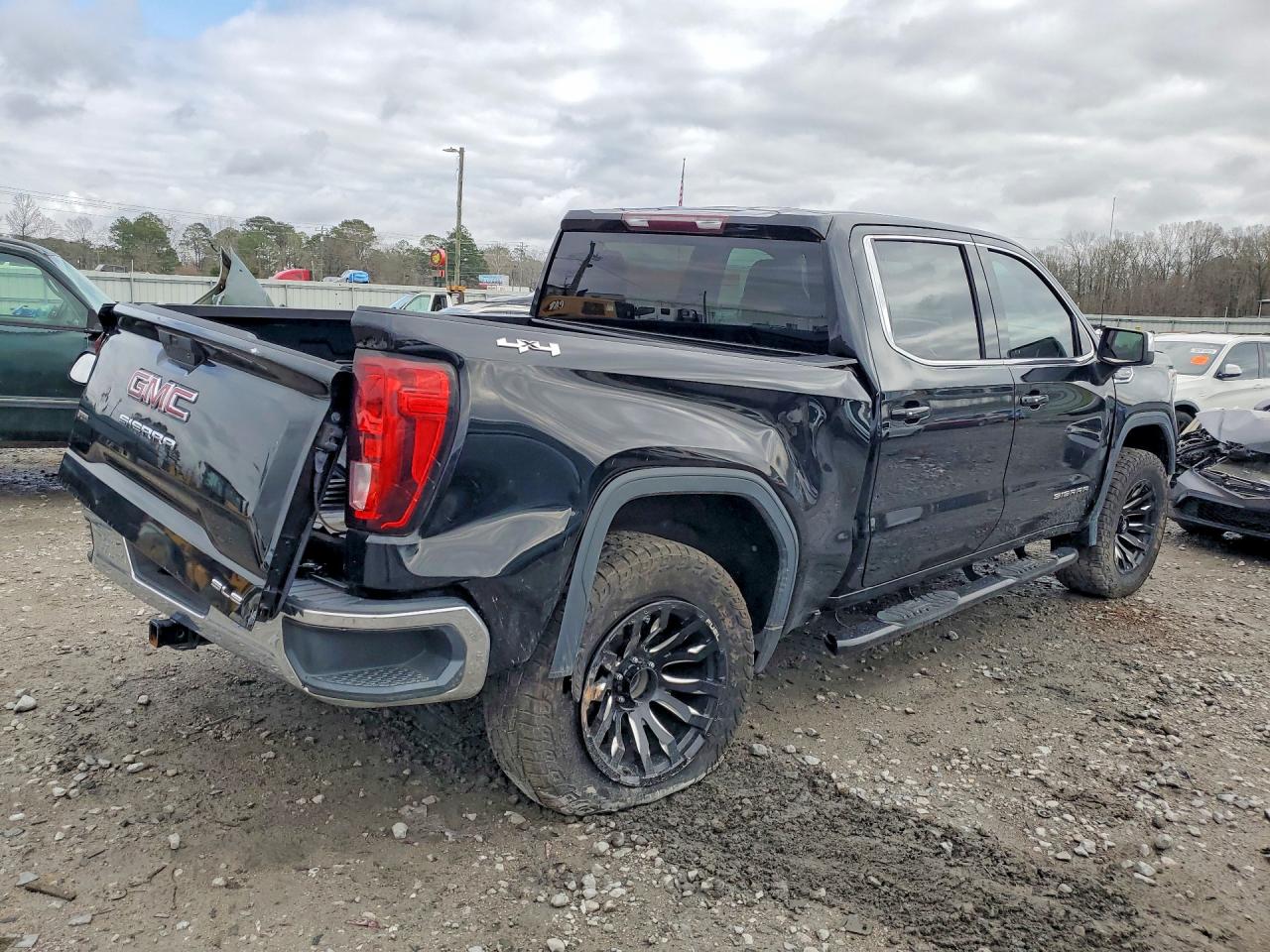 2019 GMC SIERRA K1500 SLE photo 5