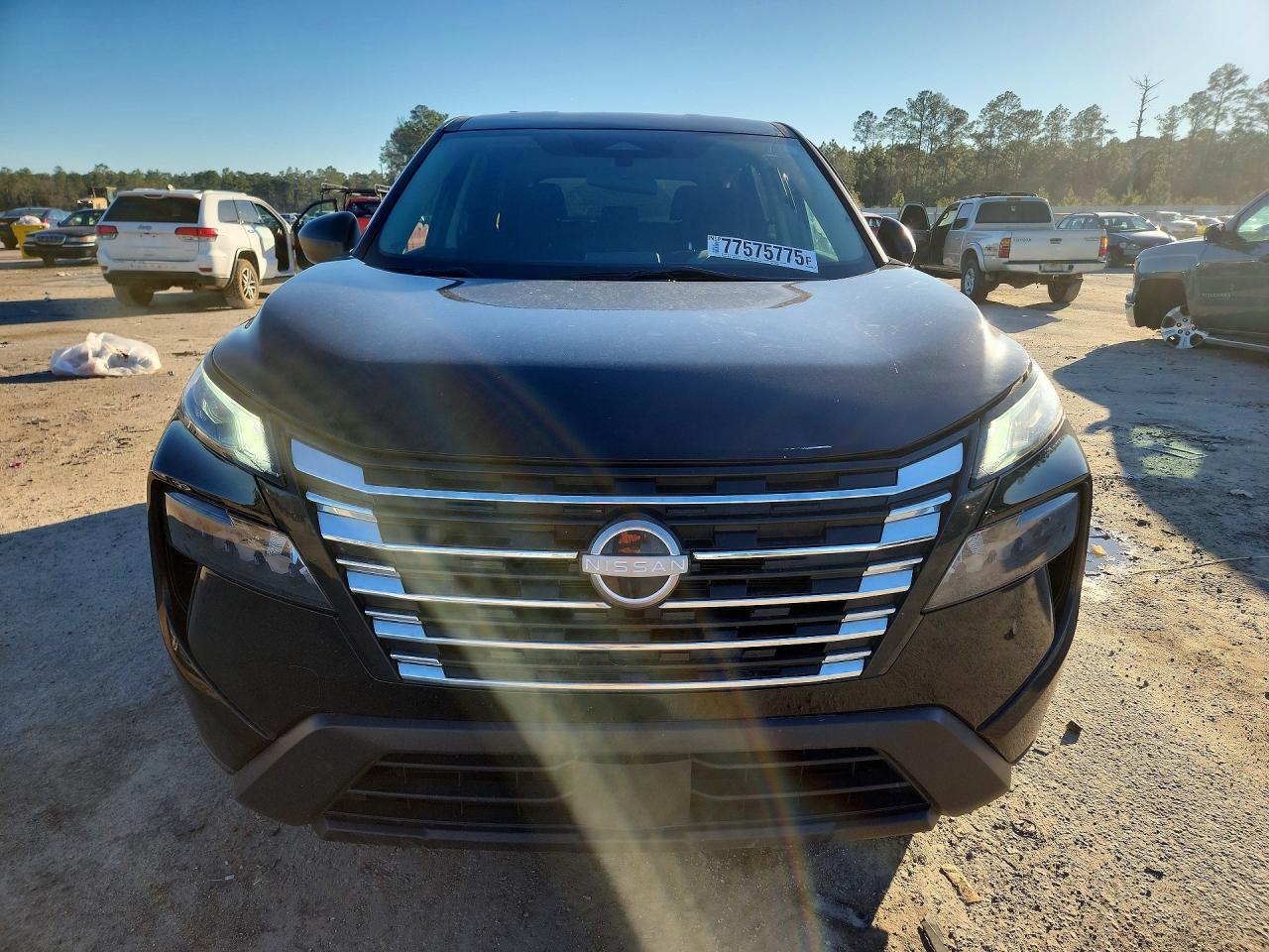 2024 NISSAN ROGUE S photo 5