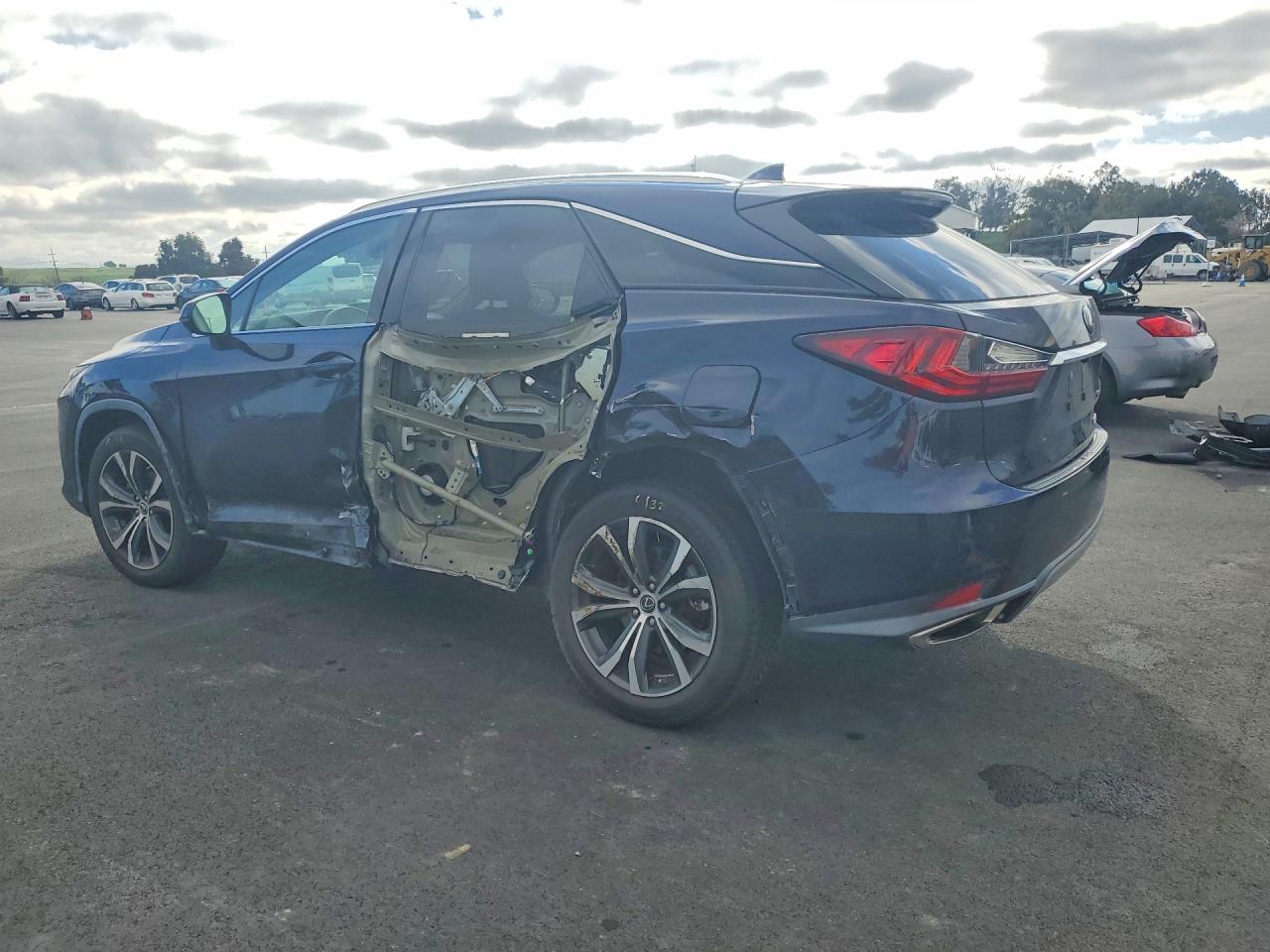 2020 LEXUS RX photo 3