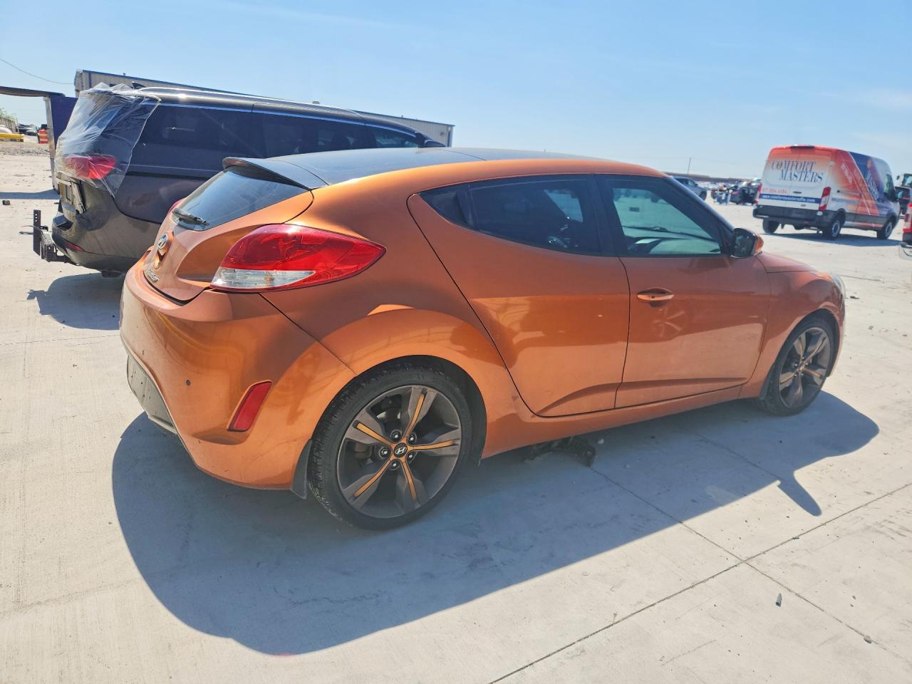 2015 HYUNDAI VELOSTER photo 3