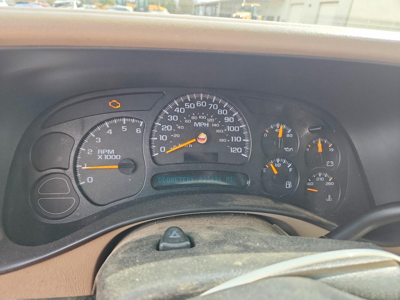 2005 CHEVROLET SILVERADO K1500 photo 25