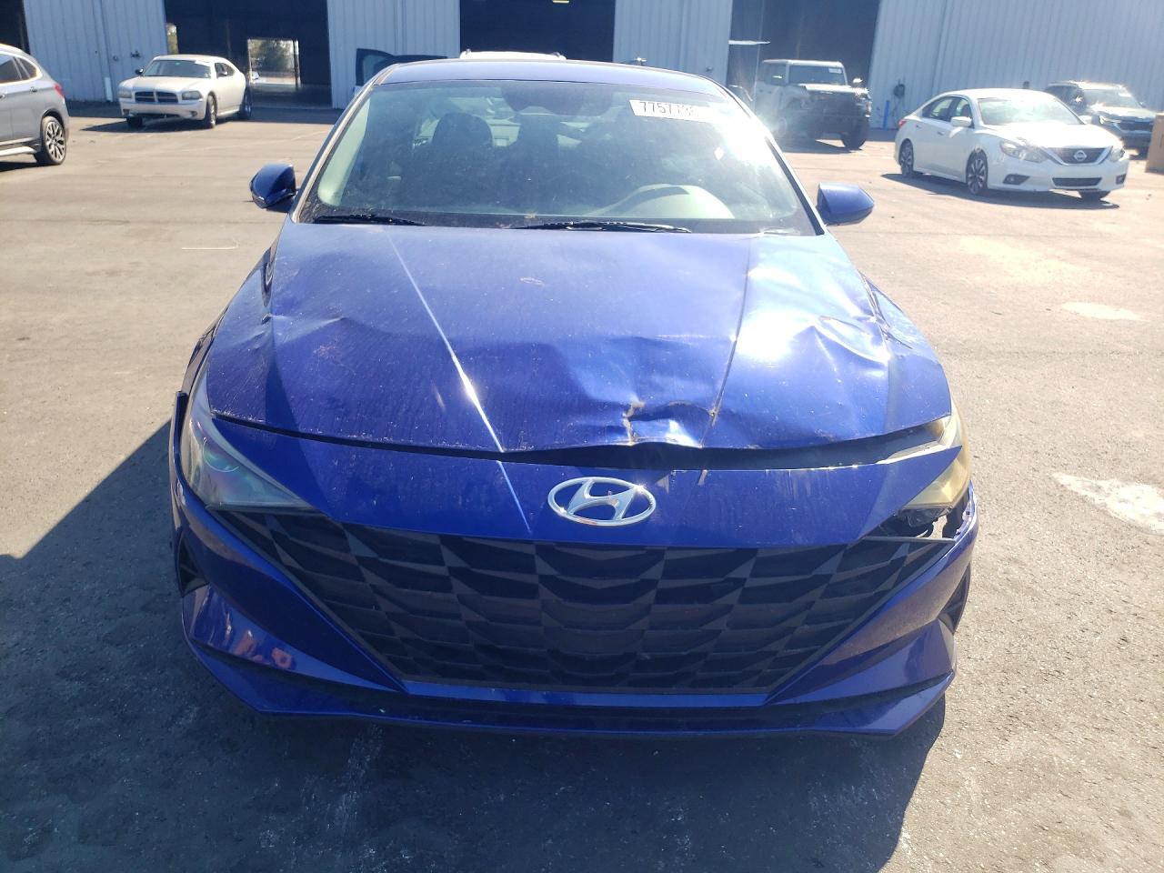 2023 HYUNDAI ELANTRA SE photo 13