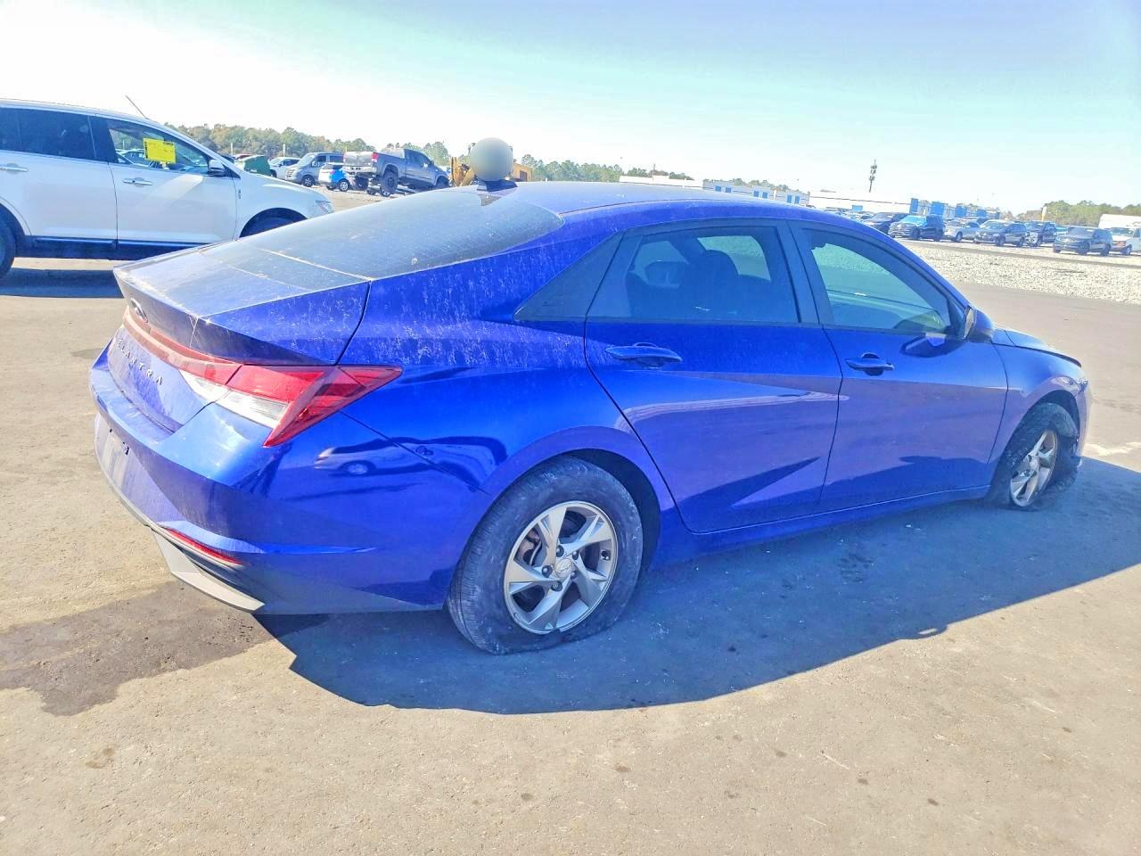 2023 HYUNDAI ELANTRA SE photo 7