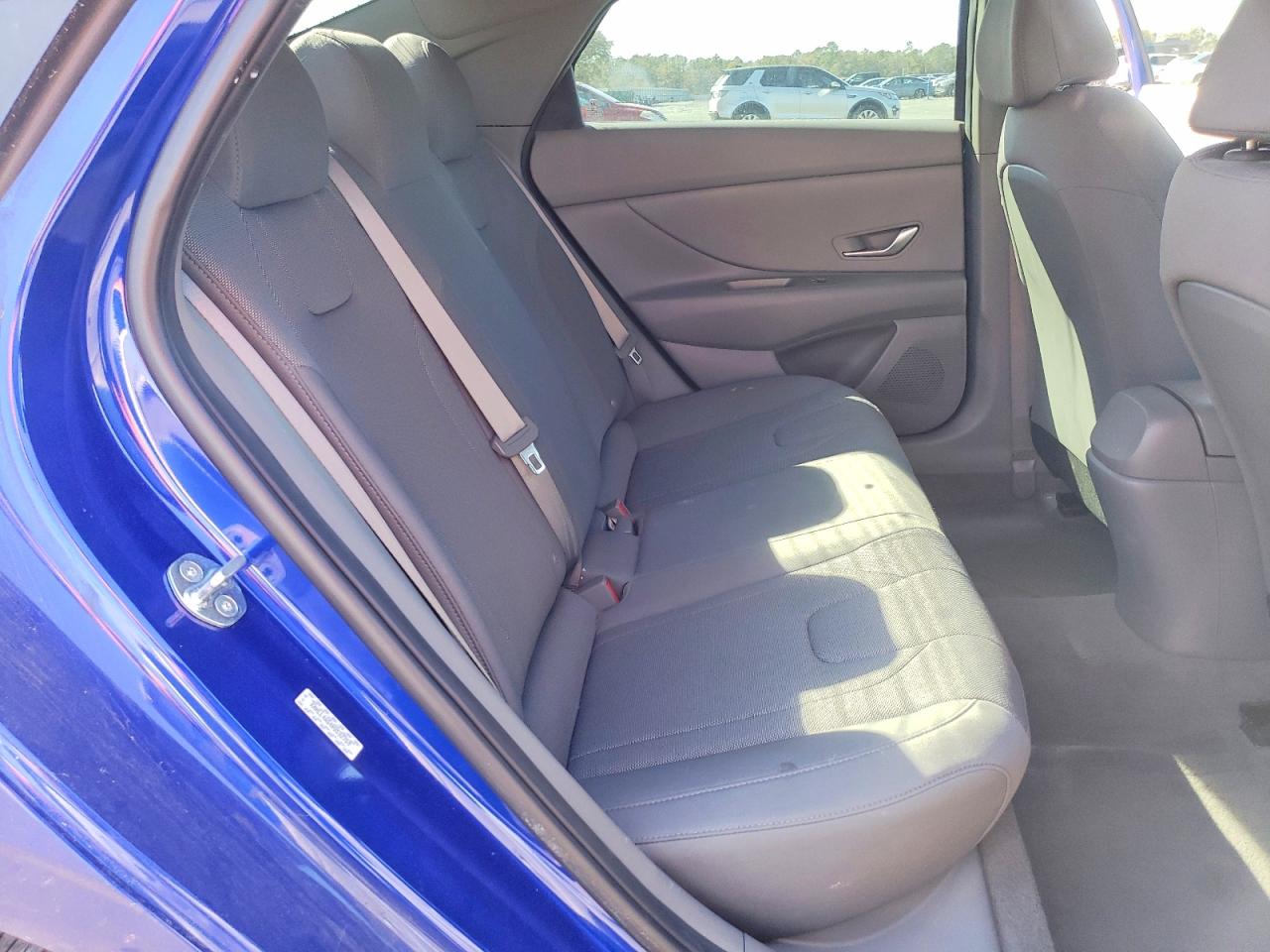 2023 HYUNDAI ELANTRA SE photo 28