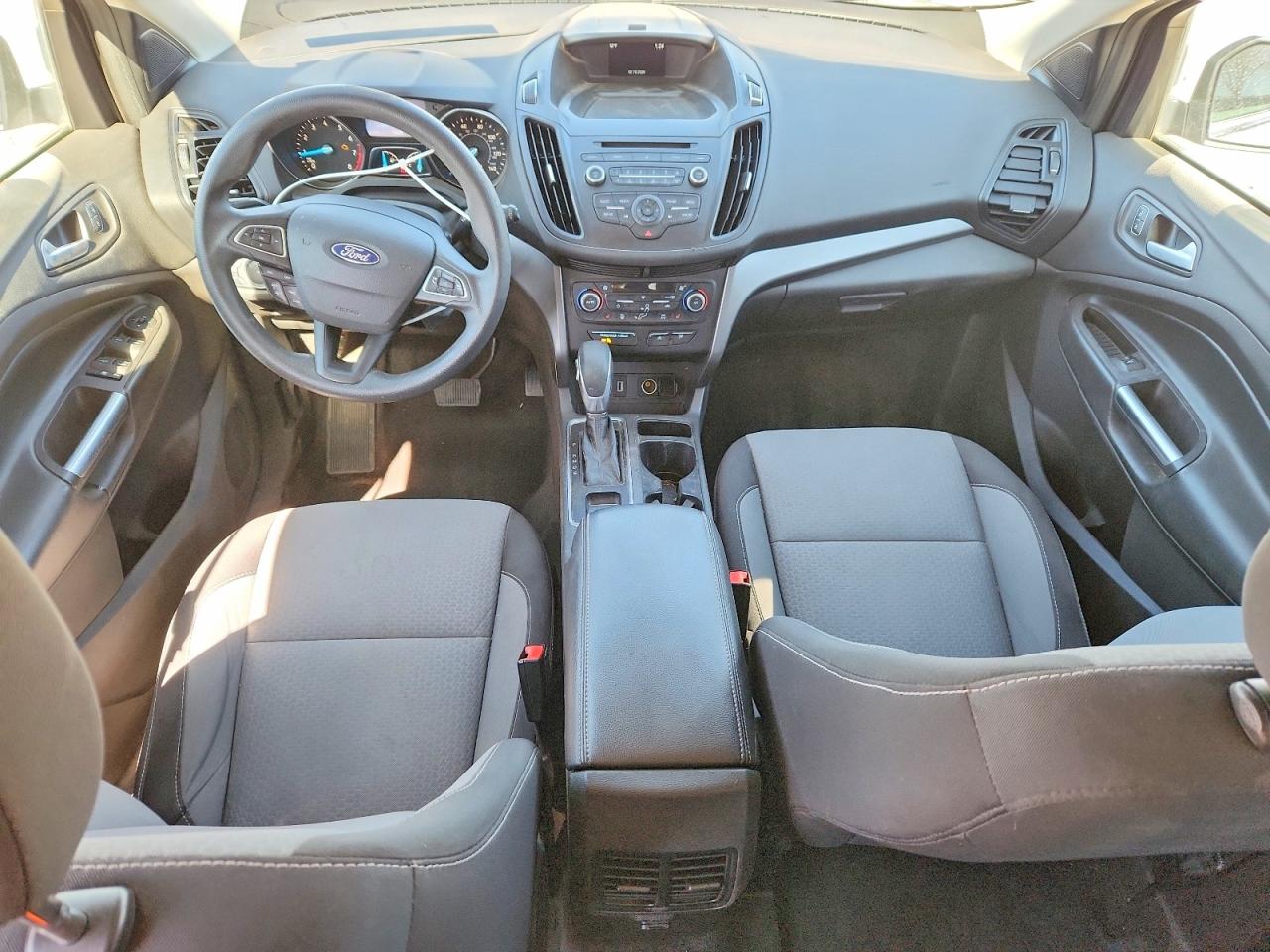 2018 FORD ESCAPE SE photo 8