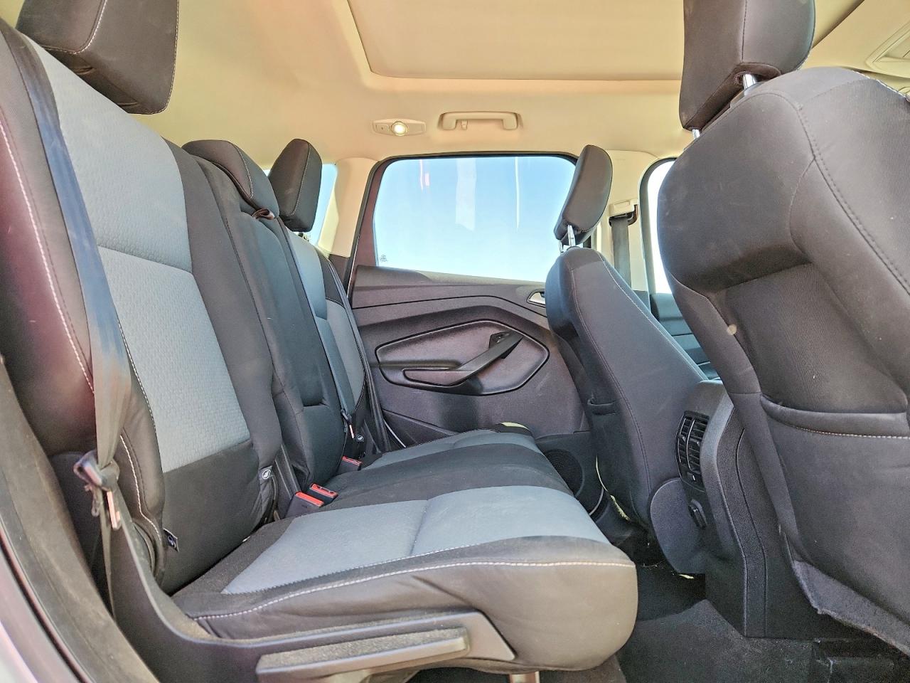2018 FORD ESCAPE SE photo 10