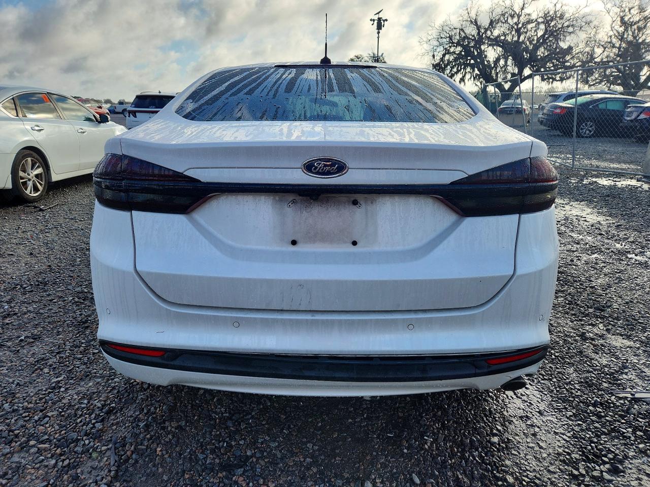 2018 FORD FUSION SE HYBRID photo 16