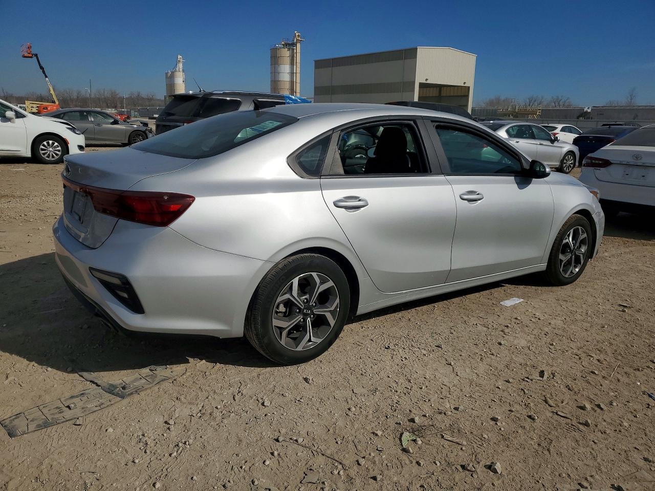 2020 KIA FORTE photo 3