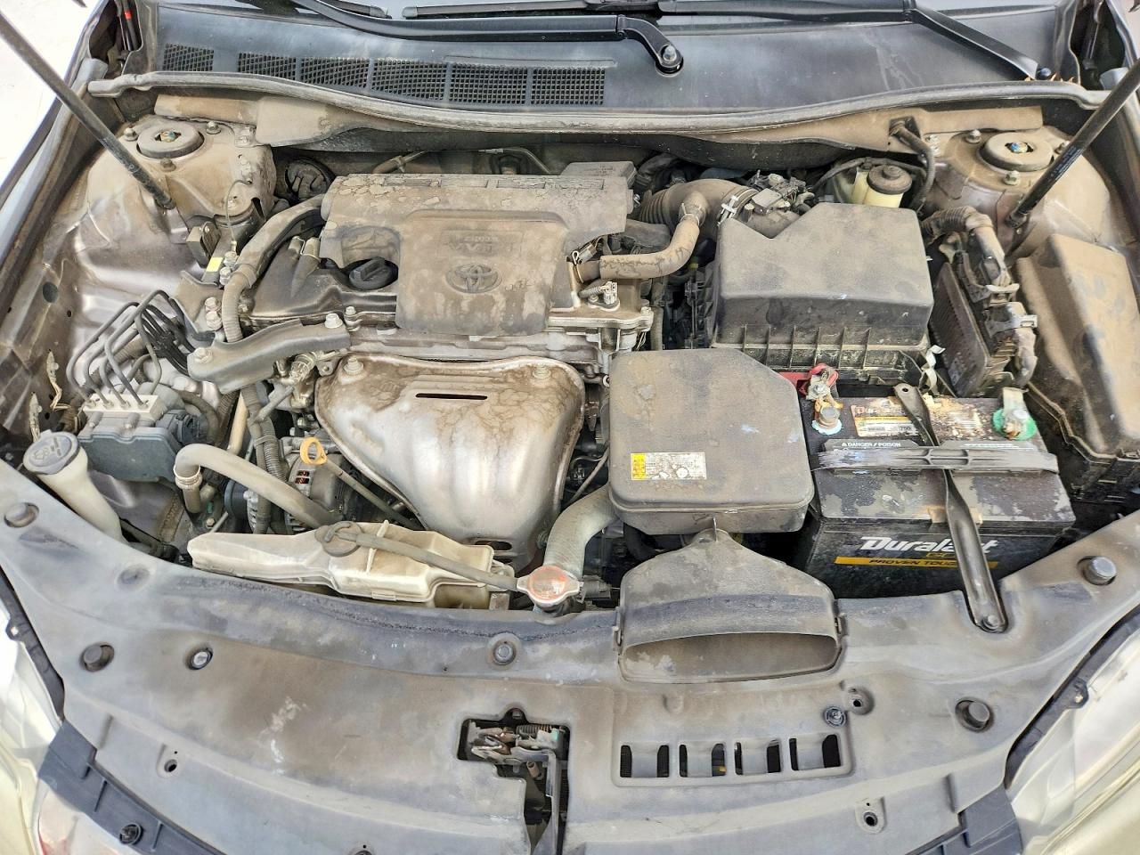 2016 TOYOTA CAMRY SE photo 21