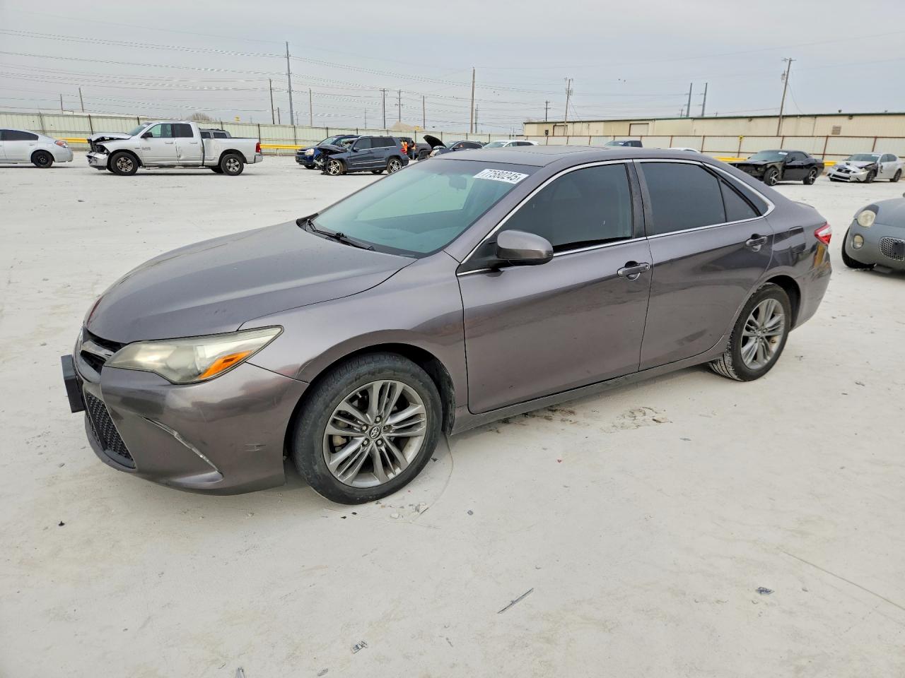 2016 TOYOTA CAMRY
