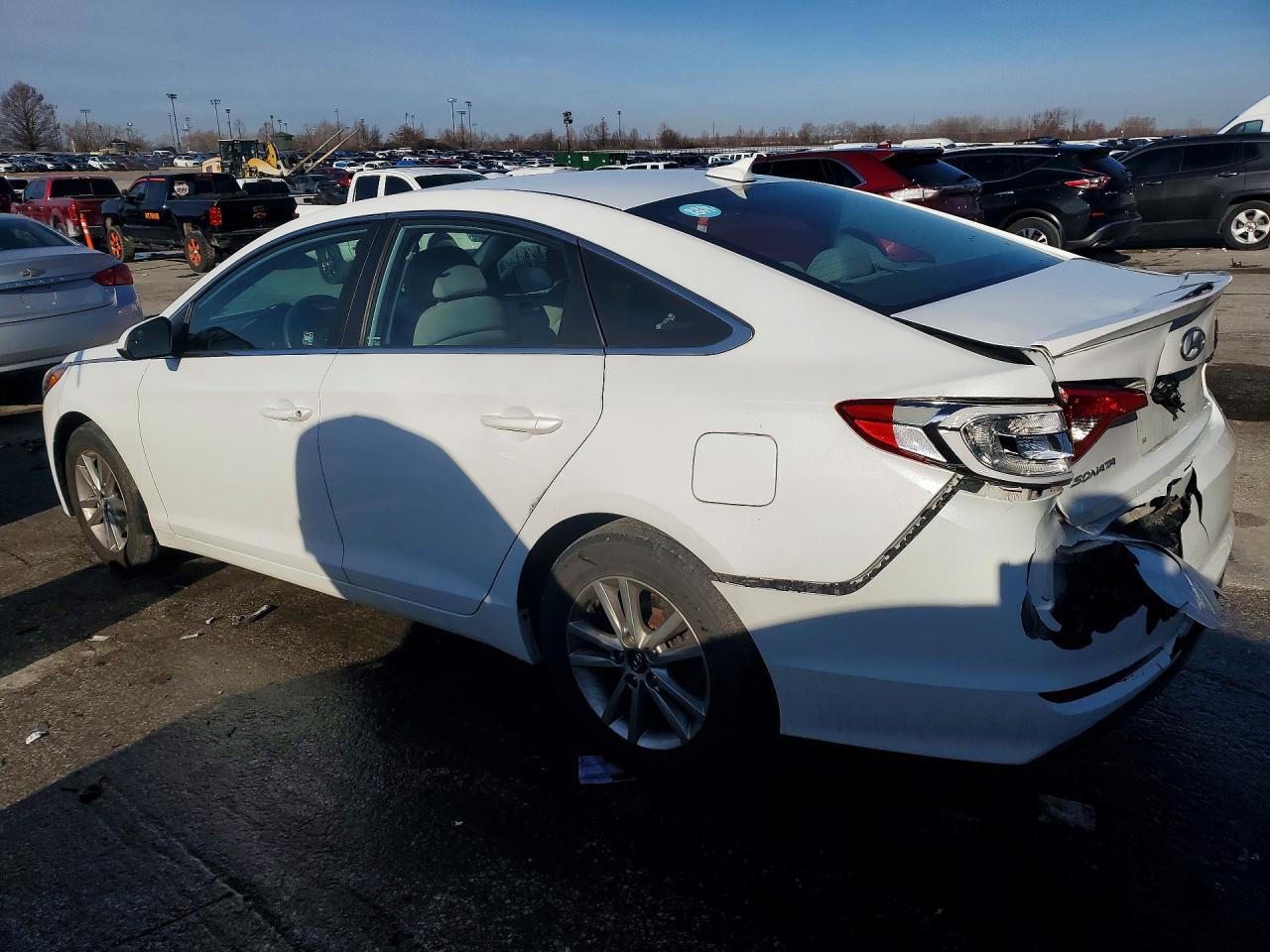 2016 HYUNDAI SONATA SE photo 3