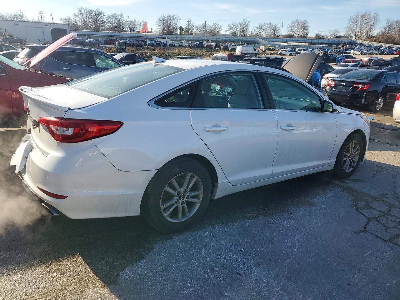 2016 HYUNDAI SONATA SE photo 5
