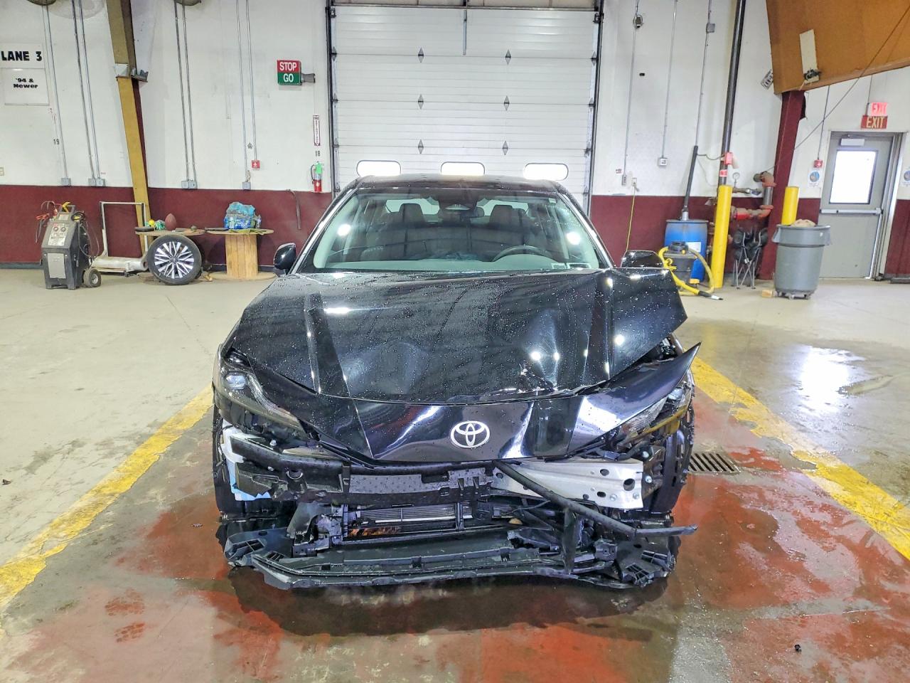 2025 TOYOTA CAMRY LE photo 5