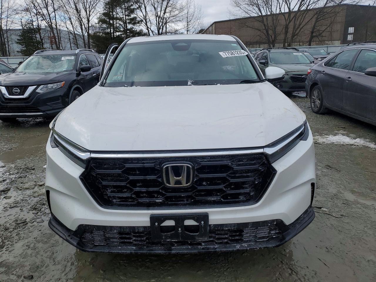 2025 HONDA CR-V EX photo 9