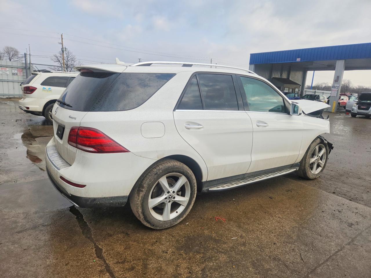 2017 MERCEDES-BENZ GLE 350 4MATIC photo 3
