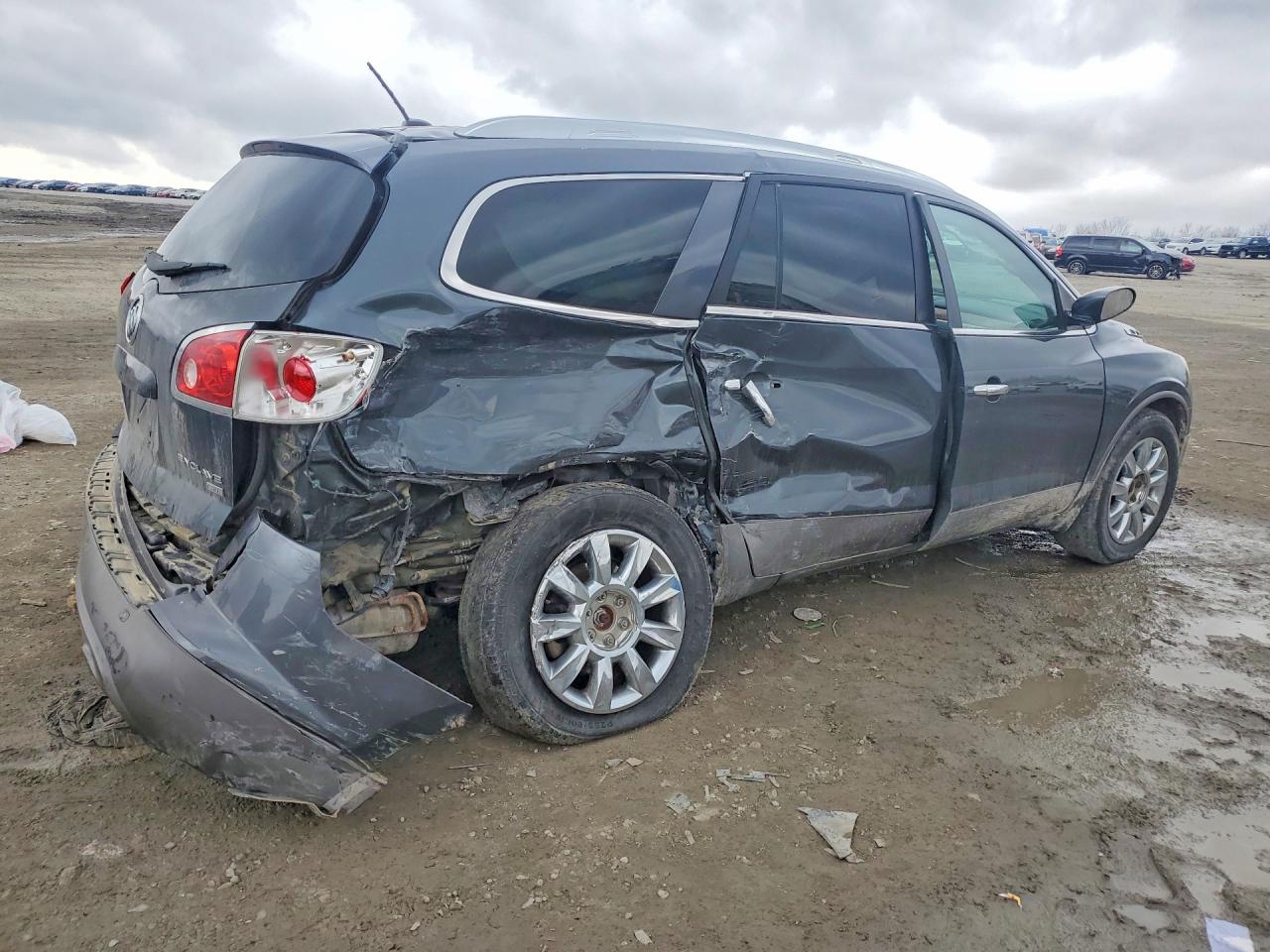 2011 BUICK ENCLAVE CXL photo 5