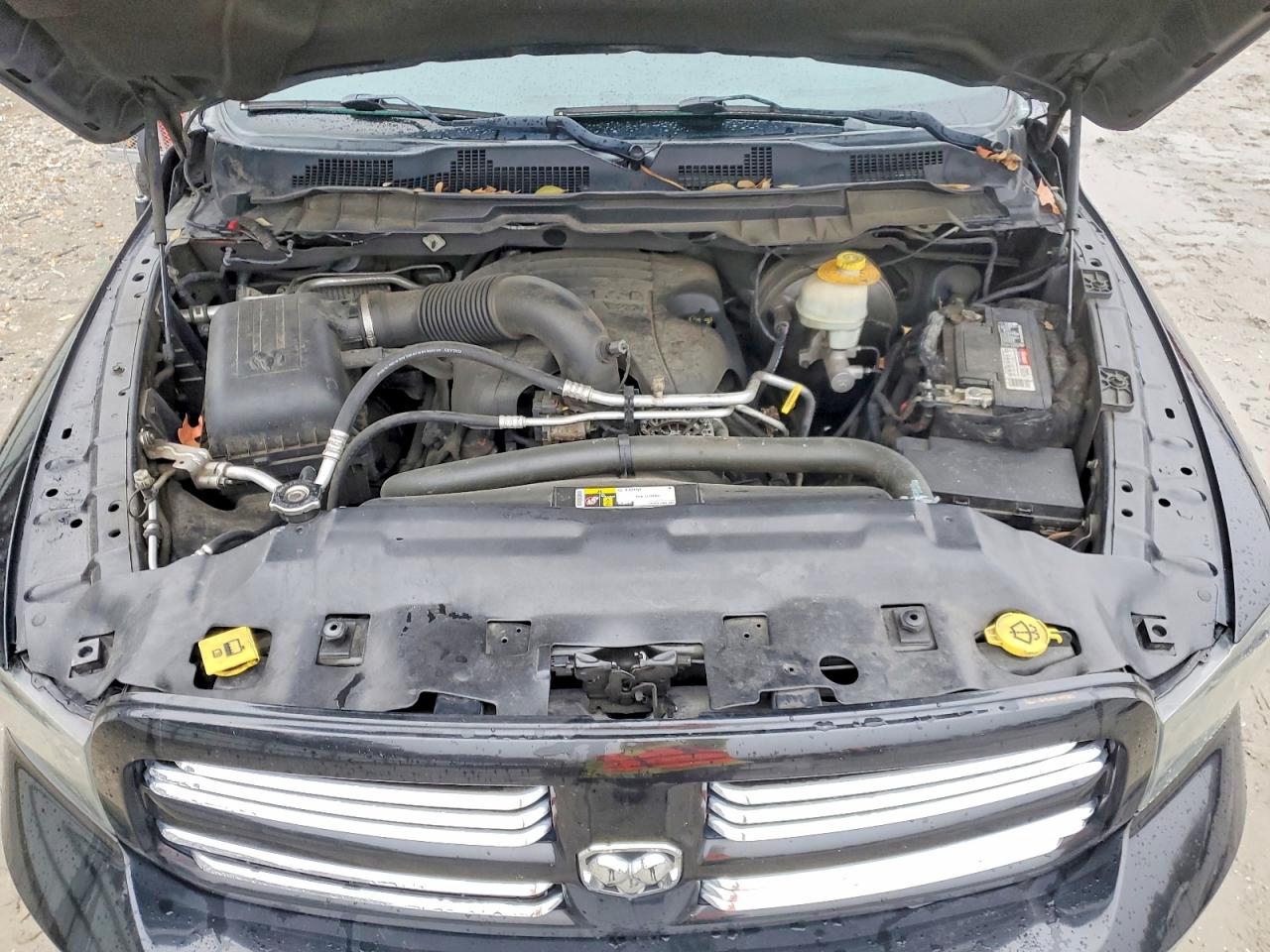 2015 RAM 1500 SPORT photo 21