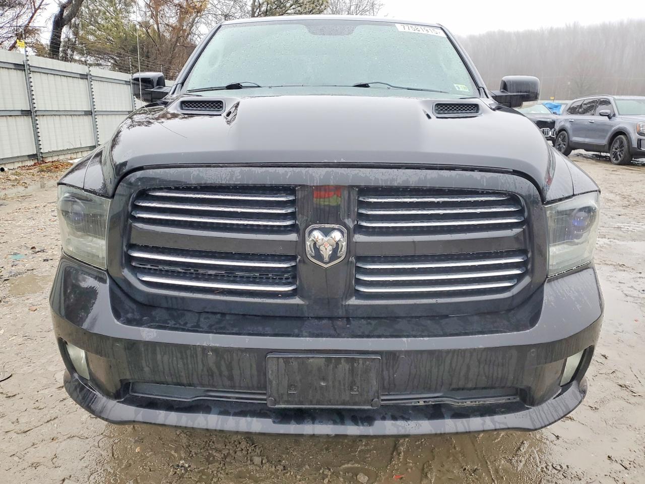 2015 RAM 1500 SPORT photo 9