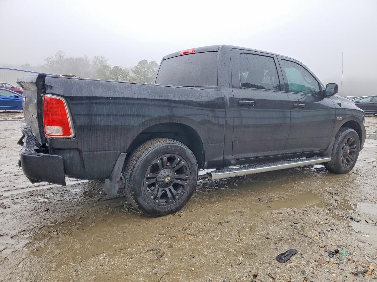 2015 RAM 1500 SPORT photo 5
