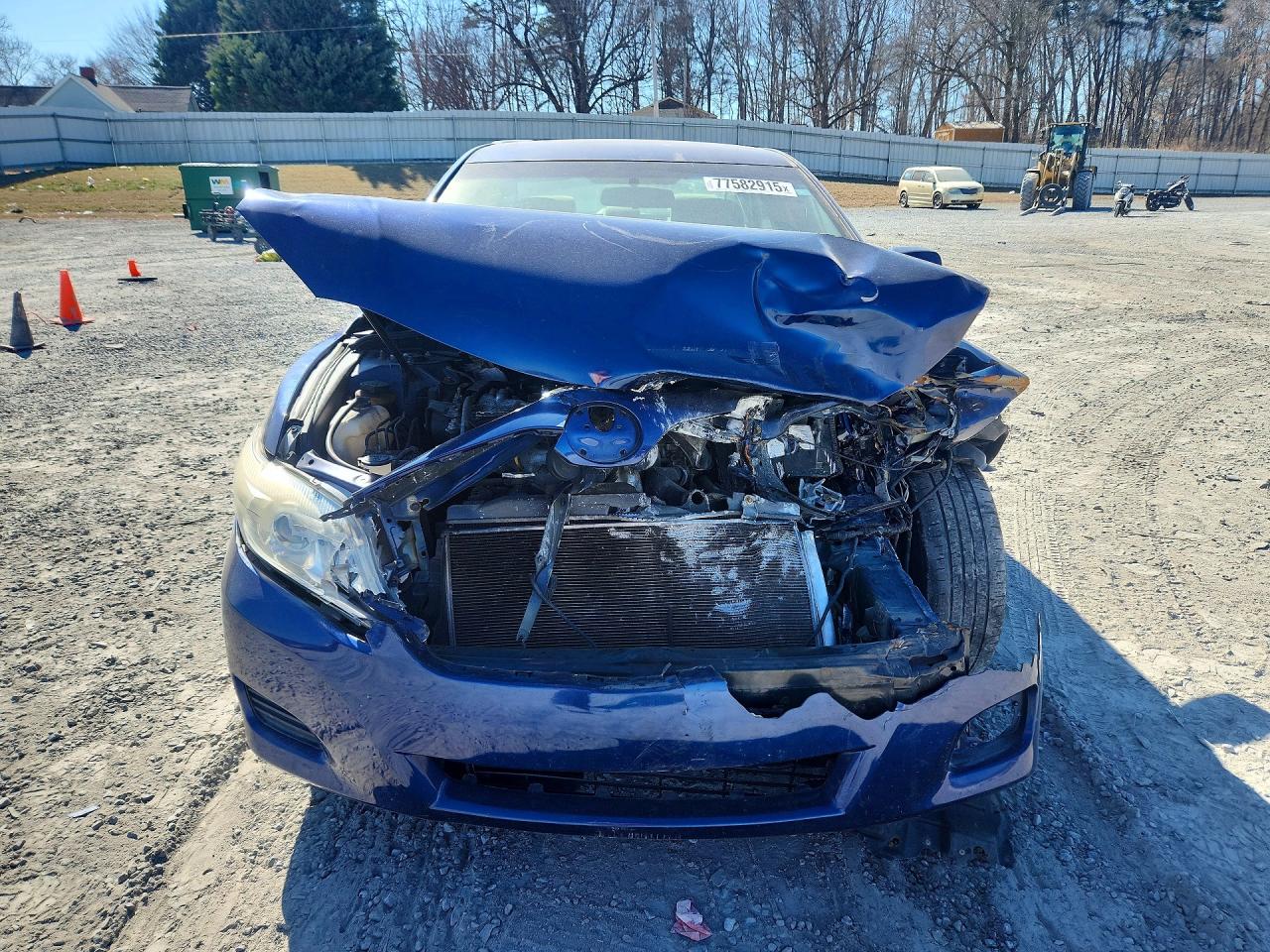2011 TOYOTA CAMRY BASE photo 5