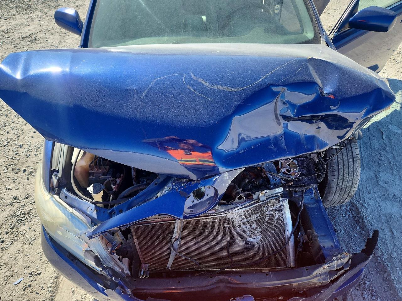 2011 TOYOTA CAMRY BASE photo 11