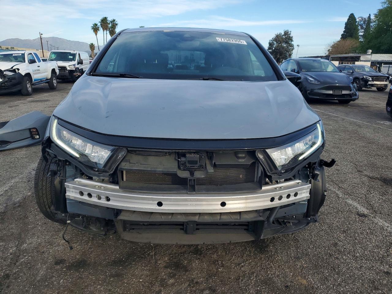 2023 HONDA ODYSSEY SPORT-L photo 5