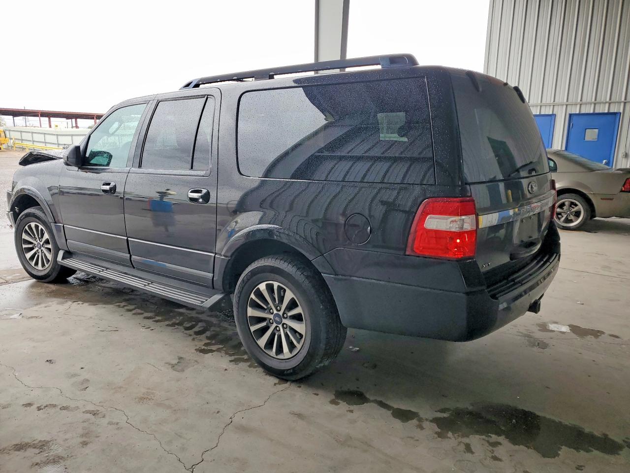 2016 FORD EXPEDITION EL XLT photo 3