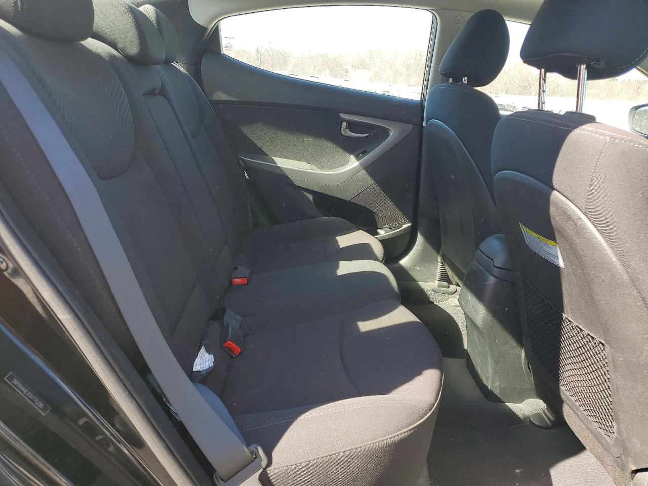 2016 HYUNDAI ELANTRA SE photo 19
