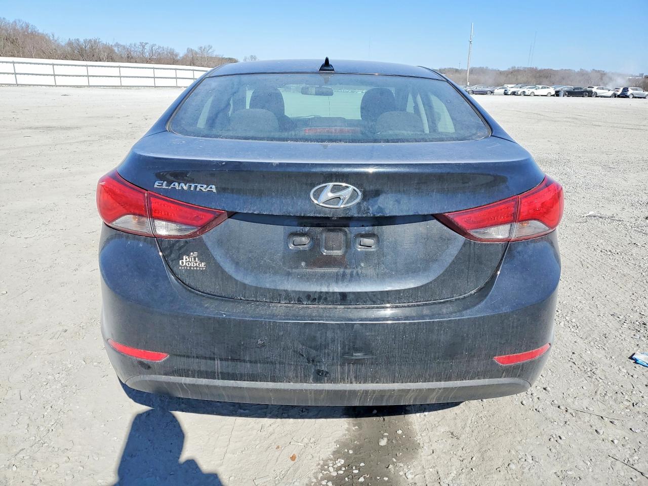 2016 HYUNDAI ELANTRA SE photo 11