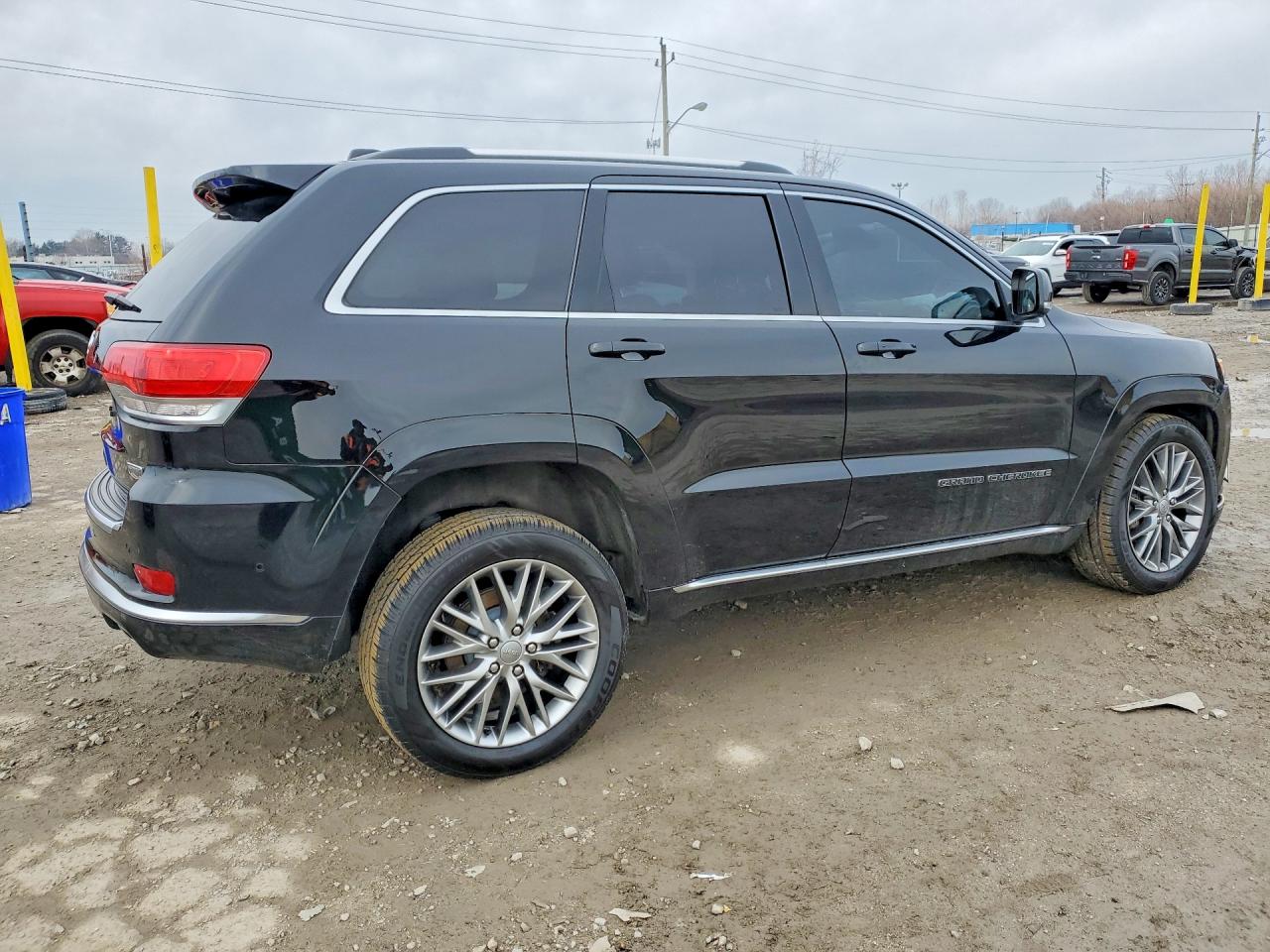 2017 JEEP CHEROKEE photo 3