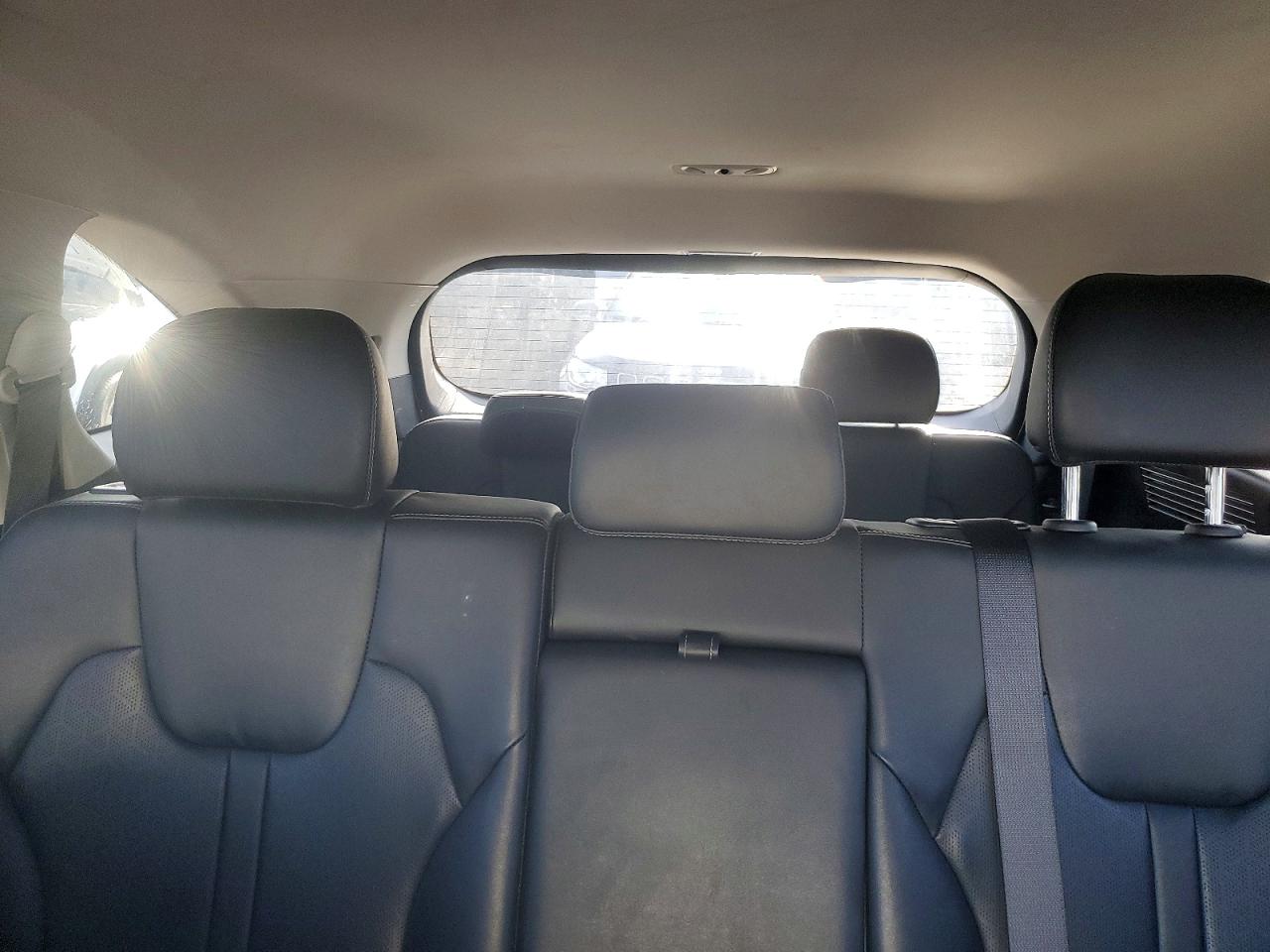 2022 KIA SORENTO S photo 19