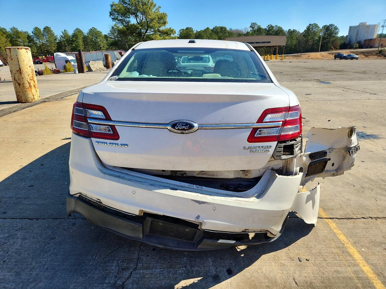 2015 FORD TAURUS LIMITED photo 6