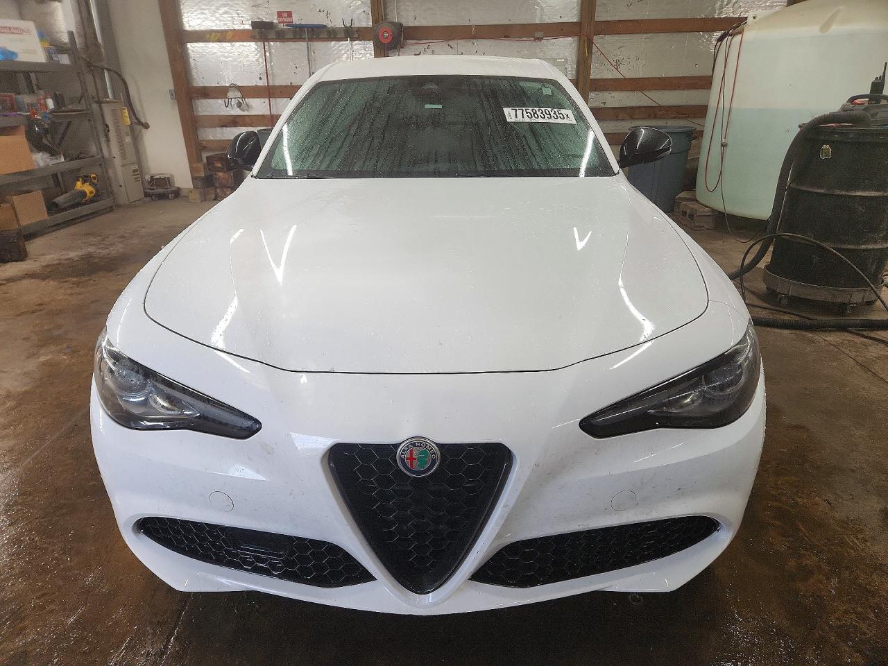 2020 ALFA ROMEO GIULIA photo 9