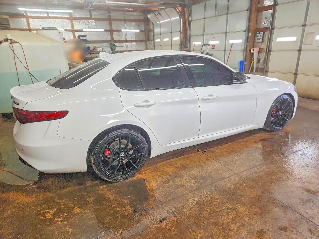 2020 ALFA ROMEO GIULIA photo 5