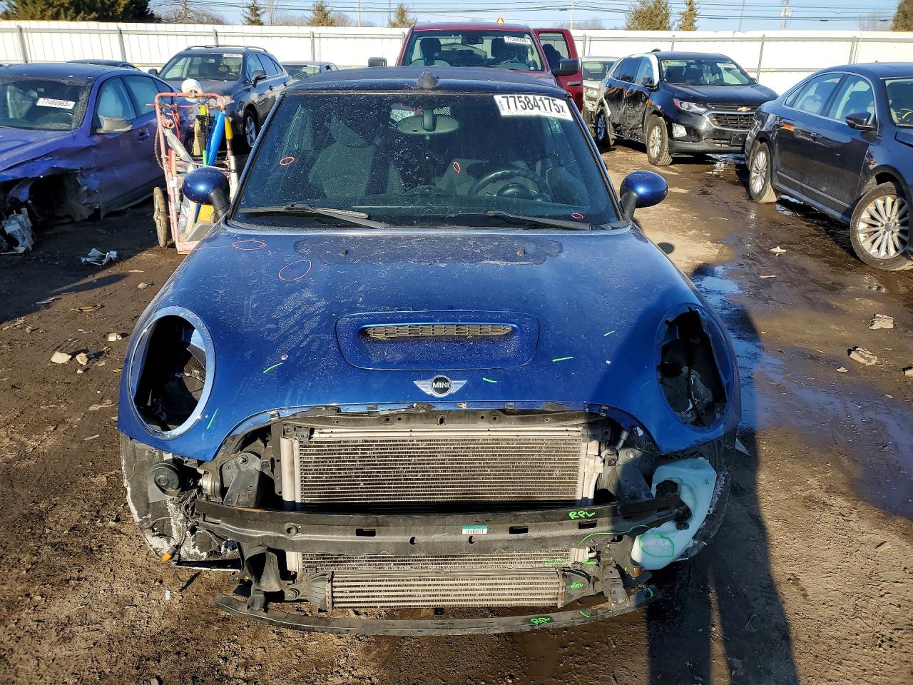 2012 MINI COOPER S photo 9