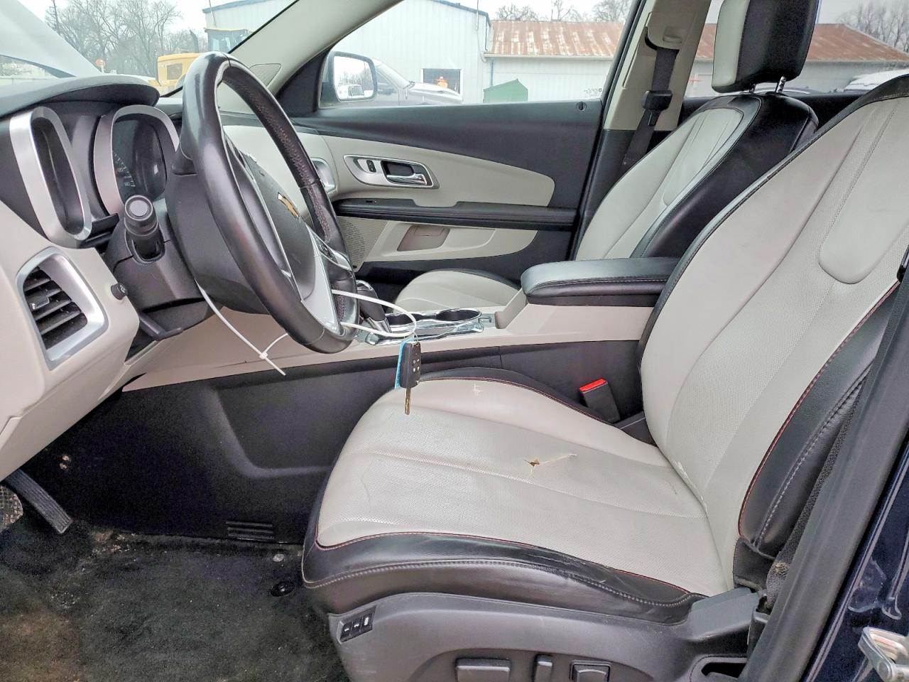 2017 CHEVROLET EQUINOX PREMIER photo 13