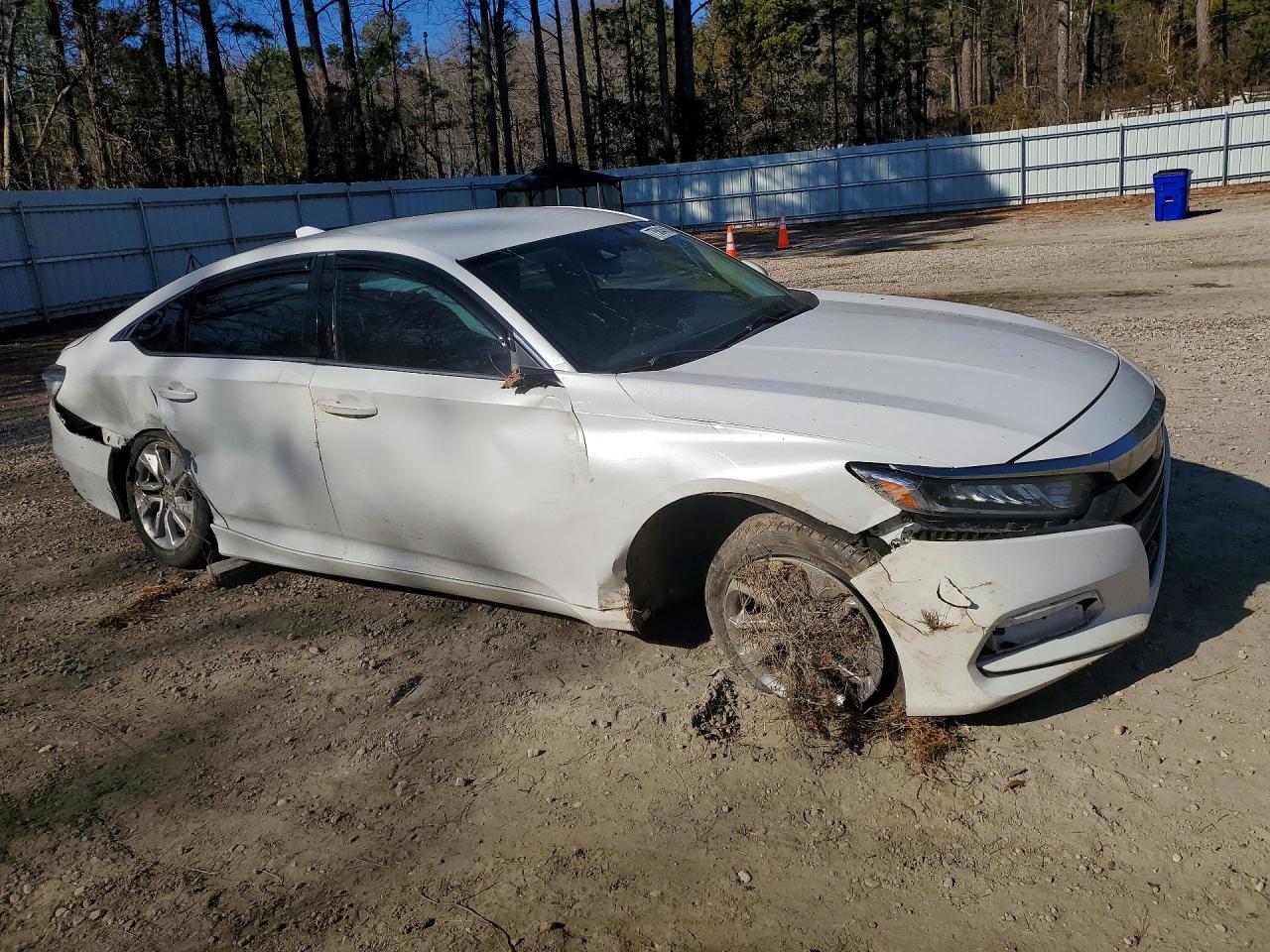 2020 HONDA ACCORD LX photo 4