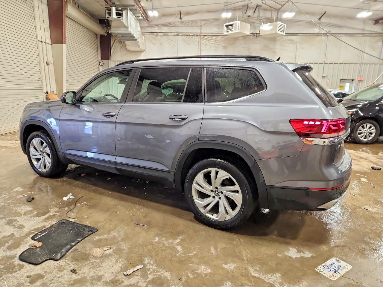 2023 VOLKSWAGEN ATLAS SE photo 3