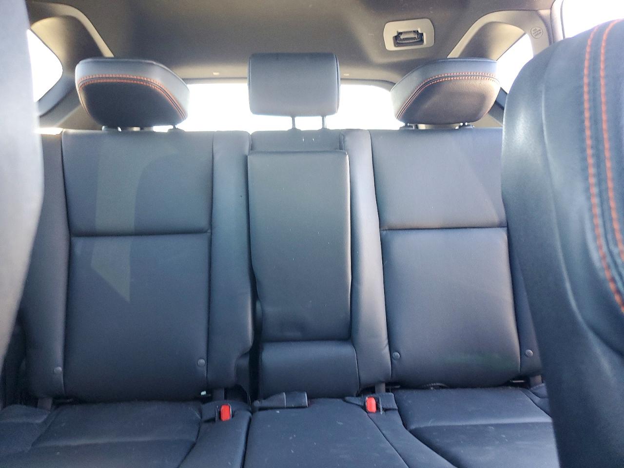 2018 TOYOTA RAV4 SE photo 19