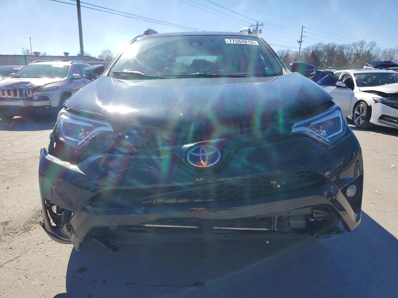 2018 TOYOTA RAV4 SE photo 9