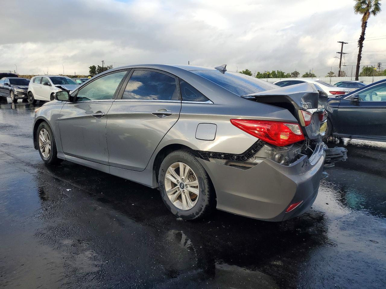 2014 HYUNDAI SONATA GLS photo 4