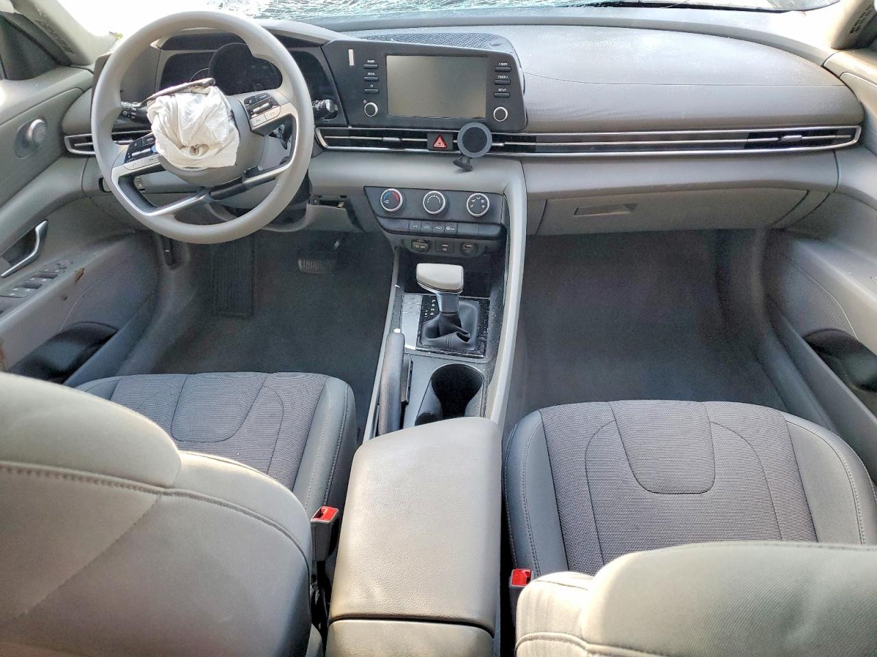 2021 HYUNDAI ELANTRA SE photo 15