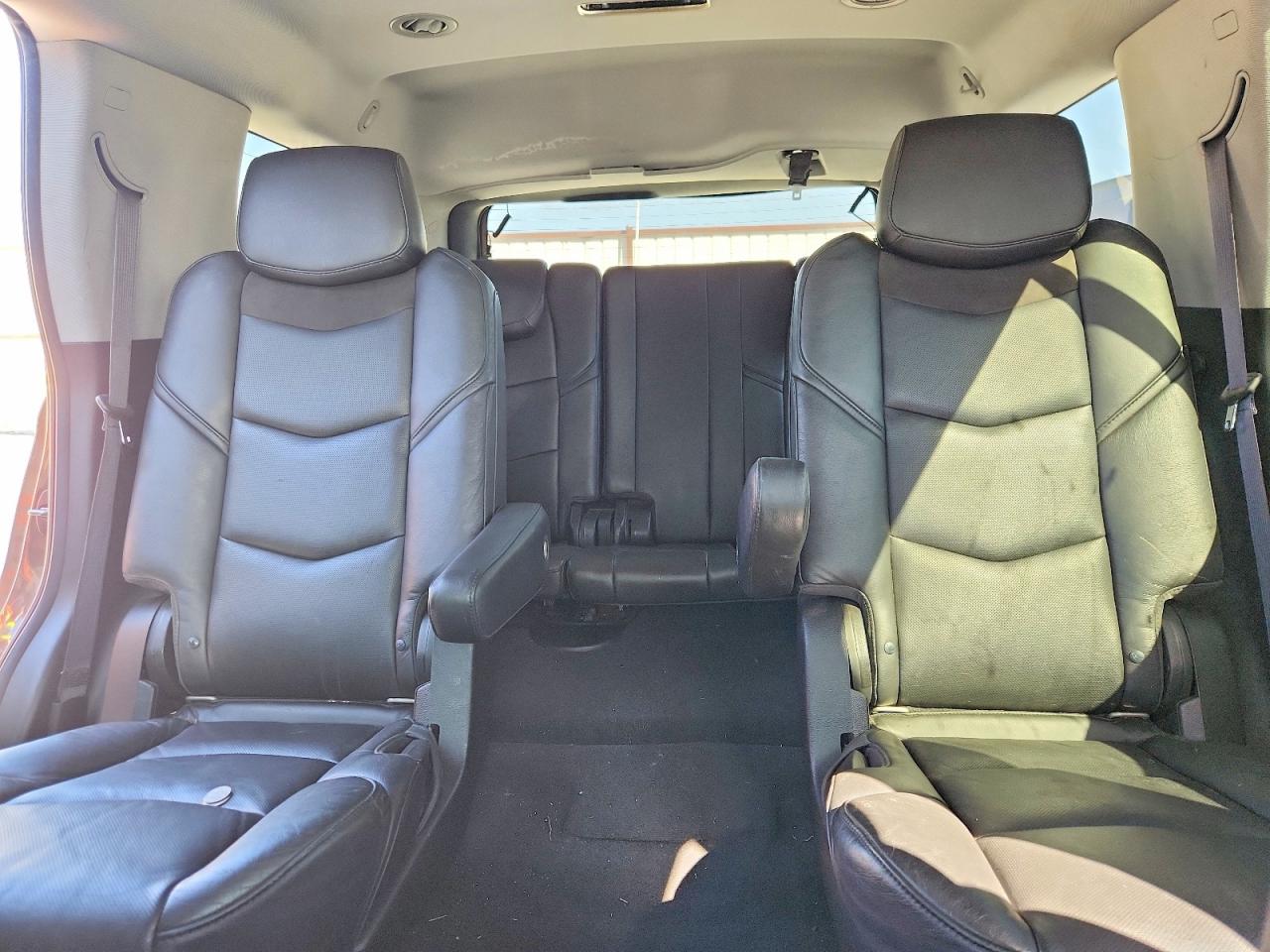 2016 CADILLAC ESCALADE PREMIUM photo 28