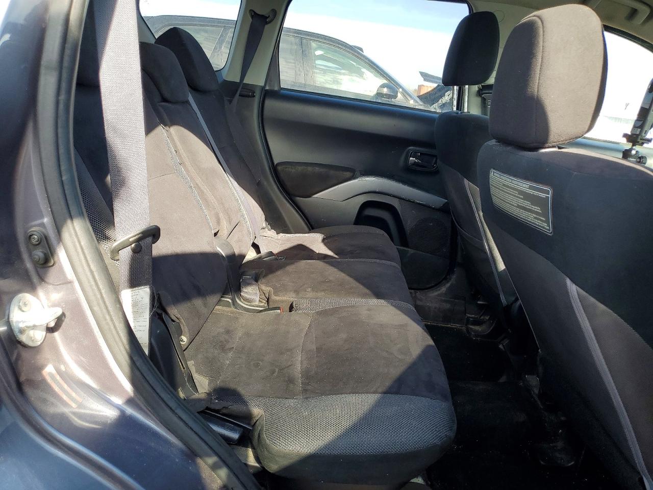 2009 MITSUBISHI OUTLANDER ES photo 11