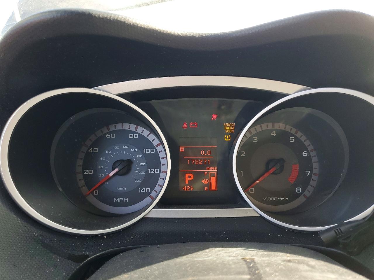 2009 MITSUBISHI OUTLANDER ES photo 9
