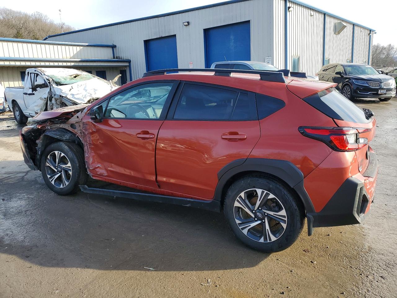 2024 SUBARU CROSSTREK PREMIUM photo 2